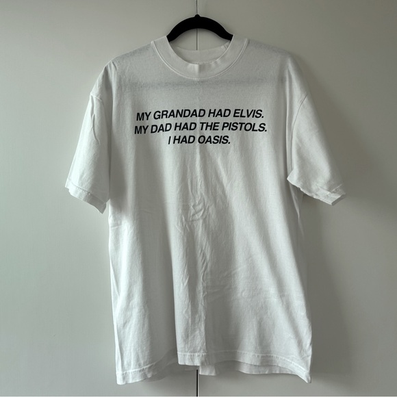 Oasis Bootleg T-Shirt - Picture 1 of 3
